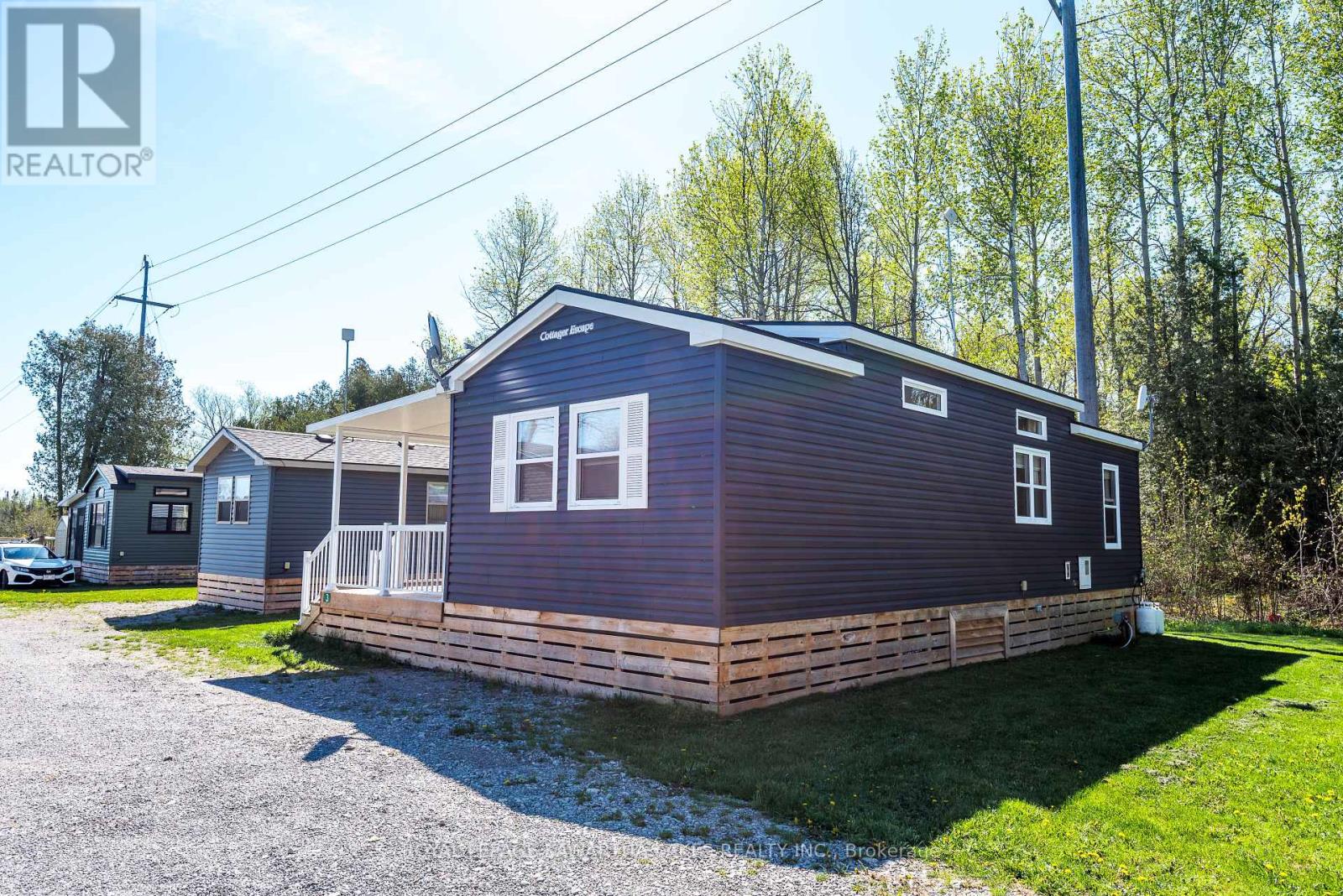 Cv003 - 657 Thunder Bridge Road, Kawartha Lakes (Ops), Ontario  K9V 4R1 - Photo 2 - X12322891