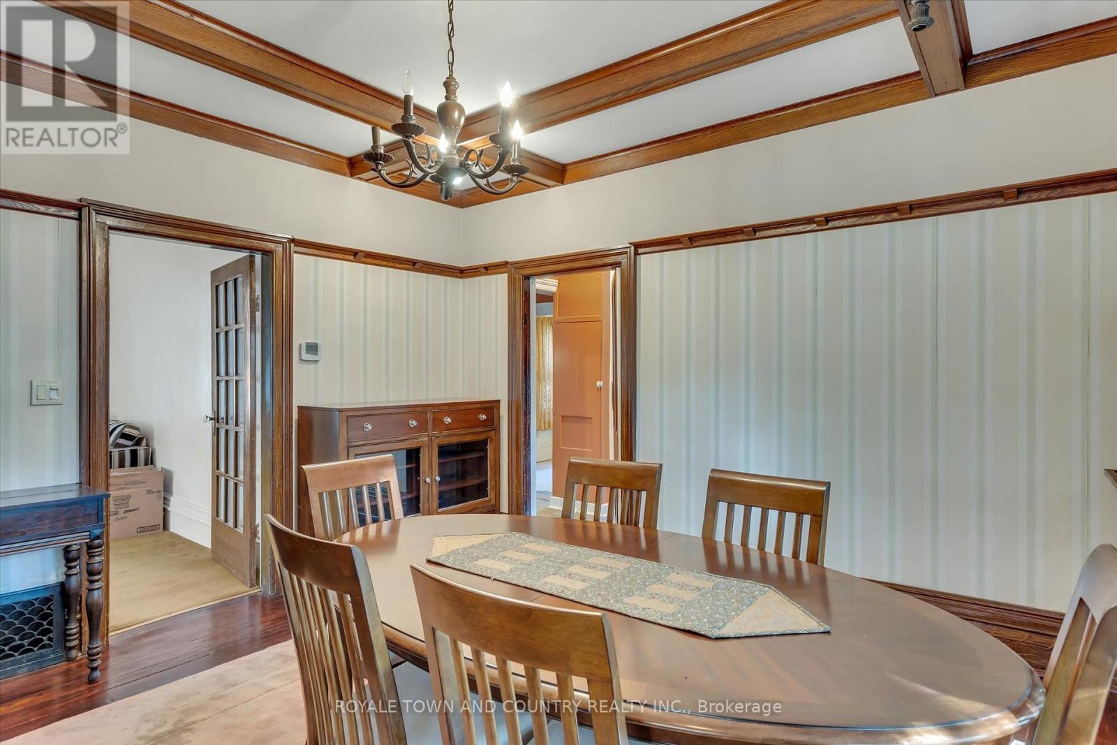 68 Peel Street, Kawartha Lakes (Lindsay), Ontario  K9V 3M5 - Photo 10 - X12323620