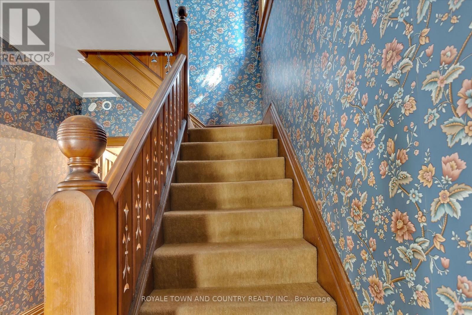 68 Peel Street, Kawartha Lakes (Lindsay), Ontario  K9V 3M5 - Photo 17 - X12323620