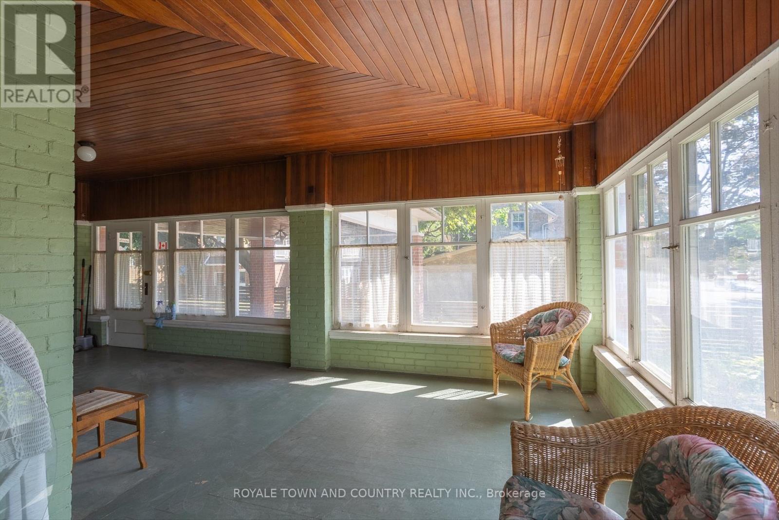 68 Peel Street, Kawartha Lakes (Lindsay), Ontario  K9V 3M5 - Photo 37 - X12323620
