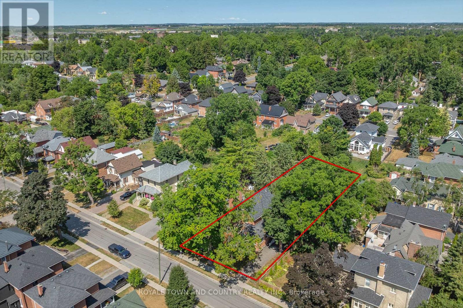 68 Peel Street, Kawartha Lakes (Lindsay), Ontario  K9V 3M5 - Photo 49 - X12323620
