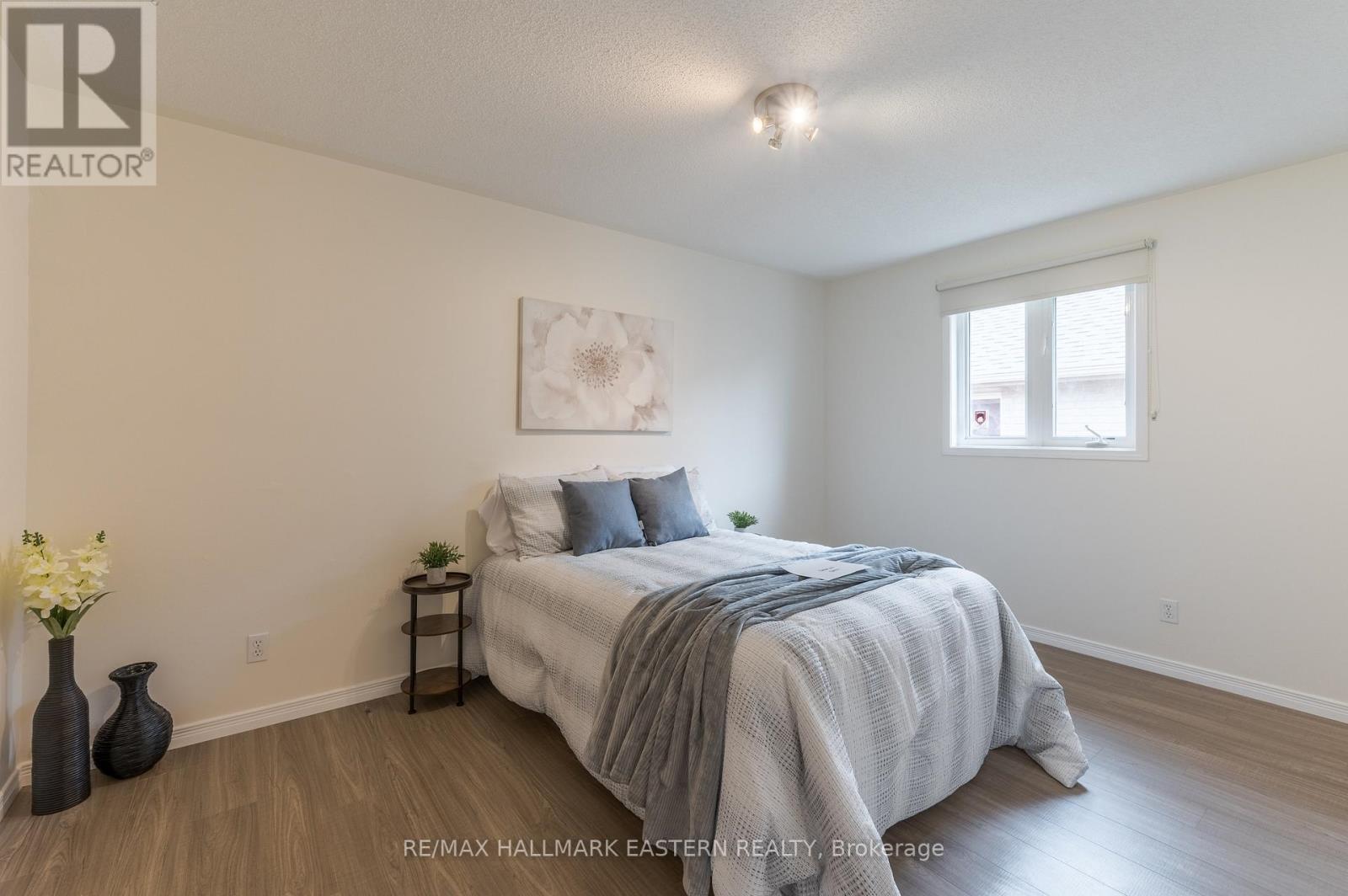 1912 Giles Avenue, Peterborough West (North), Ontario  K9K 2P3 - Photo 22 - X12323654
