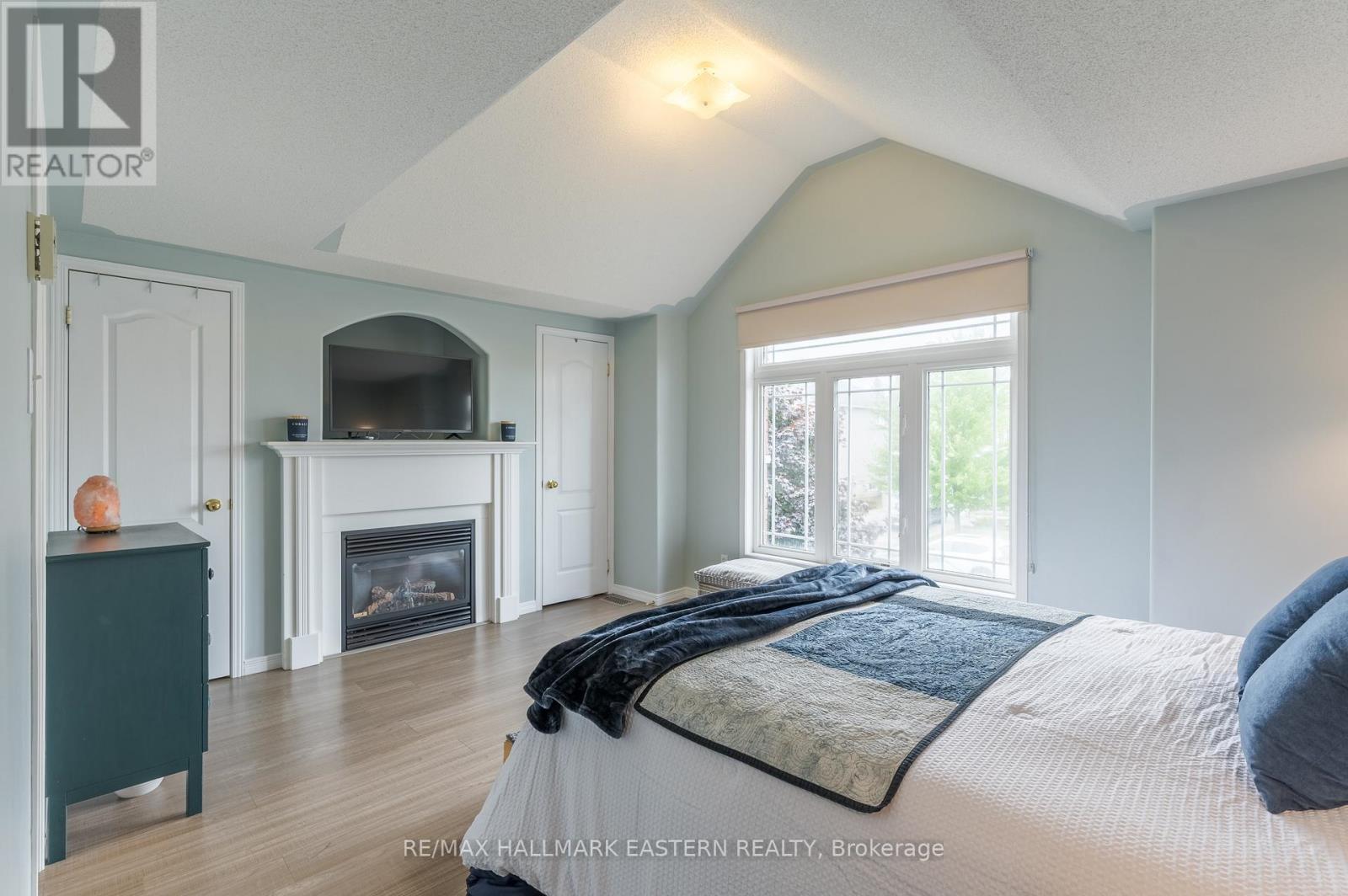 1912 Giles Avenue, Peterborough West (North), Ontario  K9K 2P3 - Photo 26 - X12323654