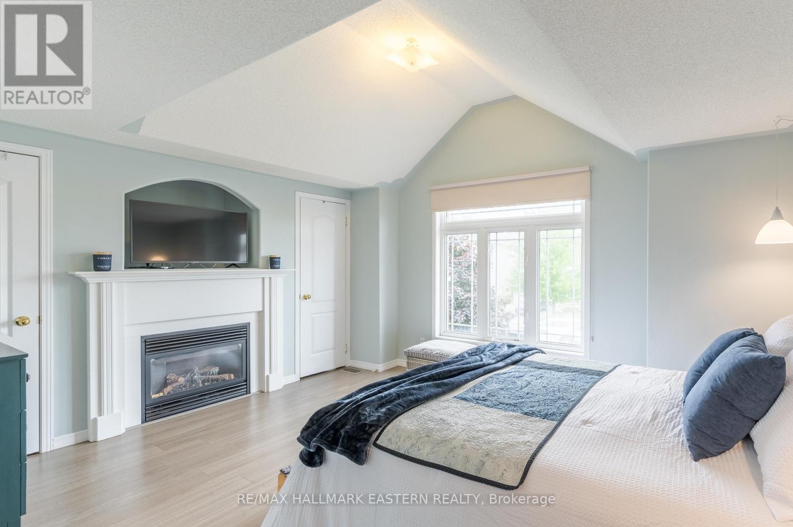 1912 Giles Avenue, Peterborough West (North), Ontario  K9K 2P3 - Photo 27 - X12323654