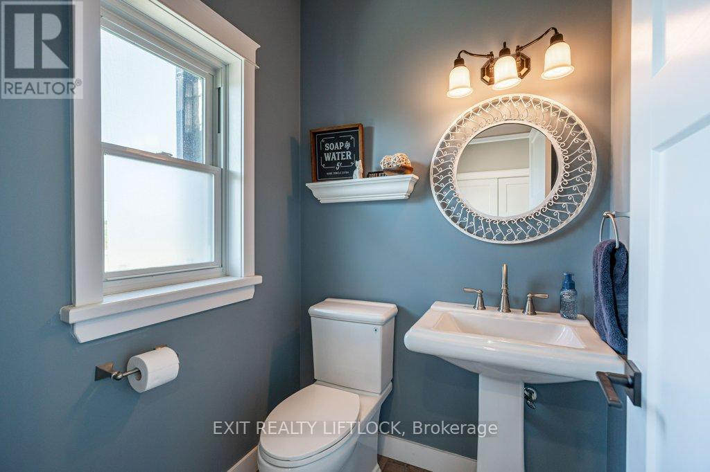 2425 Old Norwood Road, Otonabee-South Monaghan, Ontario  K9J 0G6 - Photo 14 - X12323678
