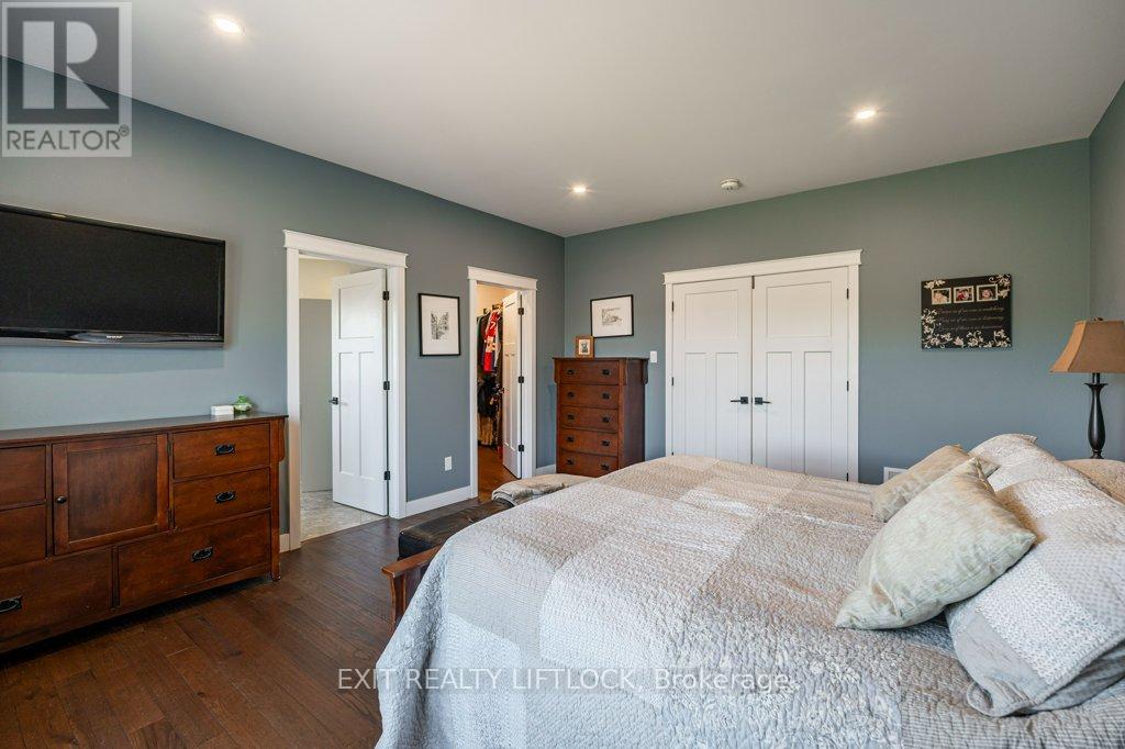 2425 Old Norwood Road, Otonabee-South Monaghan, Ontario  K9J 0G6 - Photo 18 - X12323678