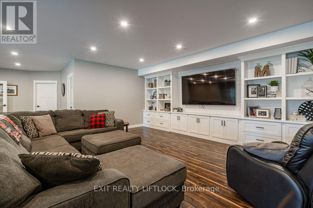 2425 Old Norwood Road, Otonabee-South Monaghan, Ontario  K9J 0G6 - Photo 26 - X12323678