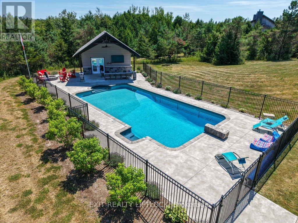 2425 Old Norwood Road, Otonabee-South Monaghan, Ontario  K9J 0G6 - Photo 3 - X12323678