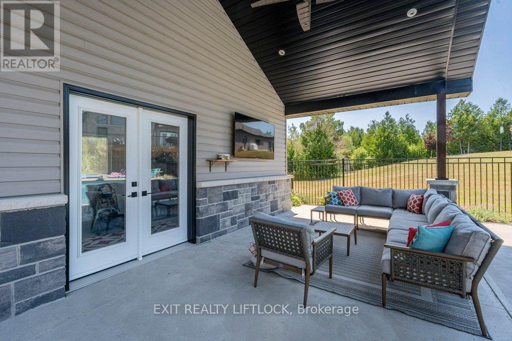 2425 Old Norwood Road, Otonabee-South Monaghan, Ontario  K9J 0G6 - Photo 38 - X12323678