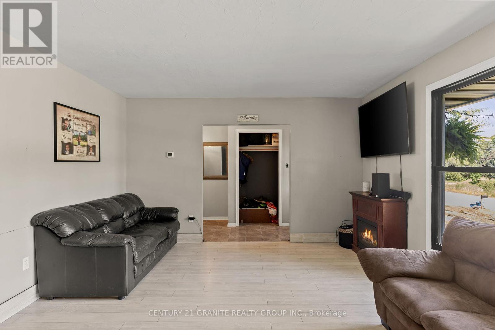 27195 Hwy 62 Highway, Bancroft (Dungannon Ward), Ontario  K0L 1C0 - Photo 6 - X12323963