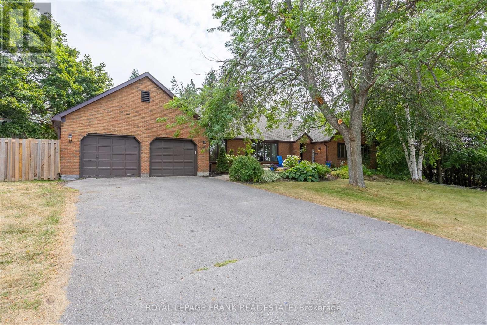 1887 Campbell Avenue, Cavan Monaghan (Cavan-Monaghan), Ontario  K9J 0E5 - Photo 2 - X12324081