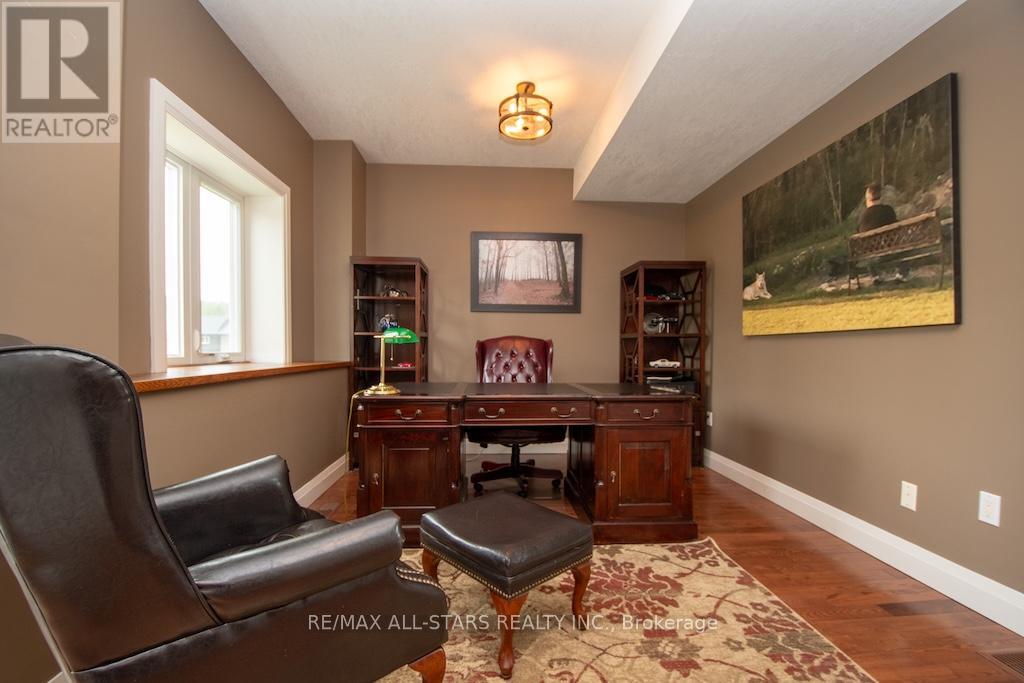 15 Rustlewood Avenue, Kawartha Lakes (Manvers), Ontario  L0A 1A0 - Photo 15 - X12324095