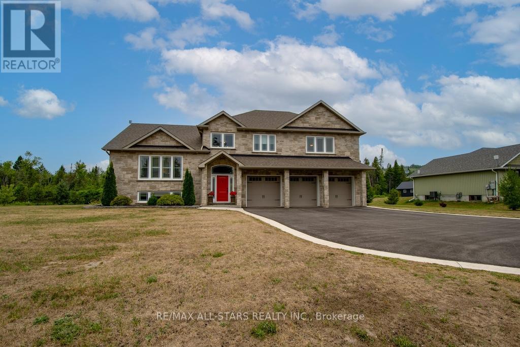 15 Rustlewood Avenue, Kawartha Lakes (Manvers), Ontario  L0A 1A0 - Photo 2 - X12324095