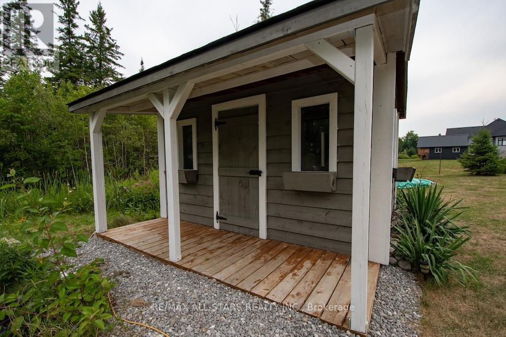 15 Rustlewood Avenue, Kawartha Lakes (Manvers), Ontario  L0A 1A0 - Photo 35 - X12324095