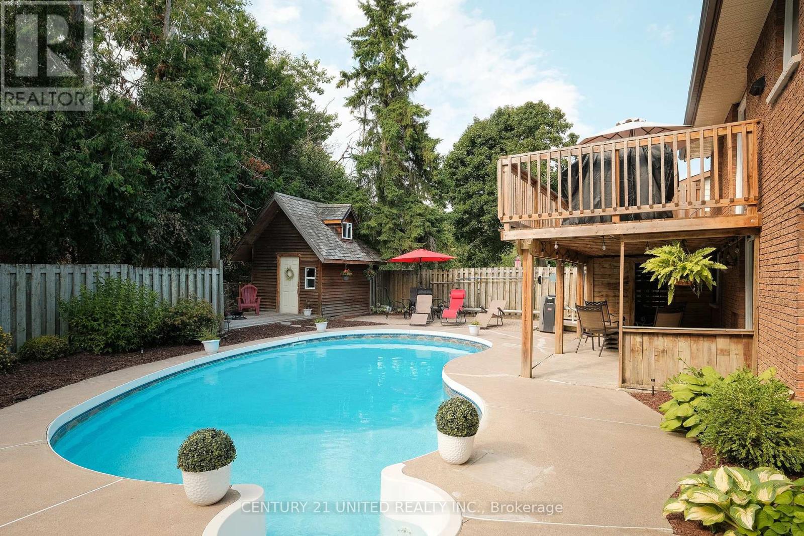 1600 Redwood Drive, Peterborough West (Central), Ontario  K9K 1B4 - Photo 4 - X12324138