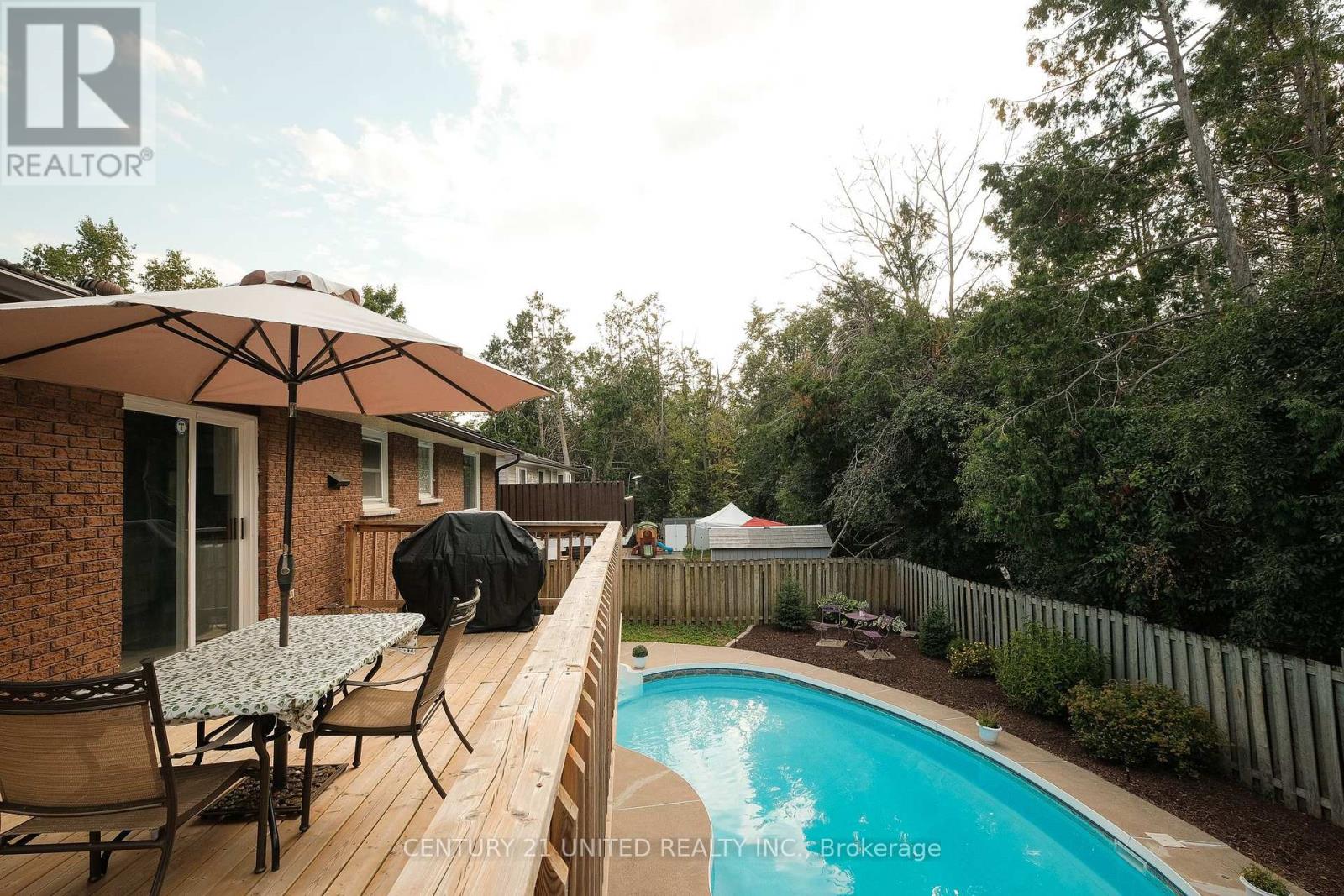 1600 Redwood Drive, Peterborough West (Central), Ontario  K9K 1B4 - Photo 46 - X12324138