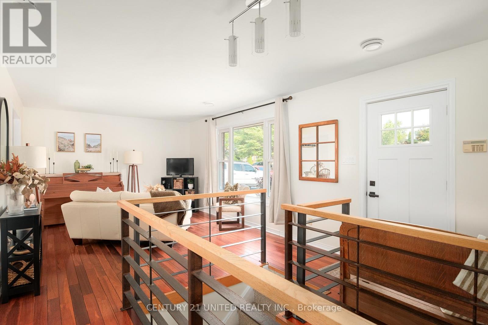 1600 Redwood Drive, Peterborough West (Central), Ontario  K9K 1B4 - Photo 6 - X12324138