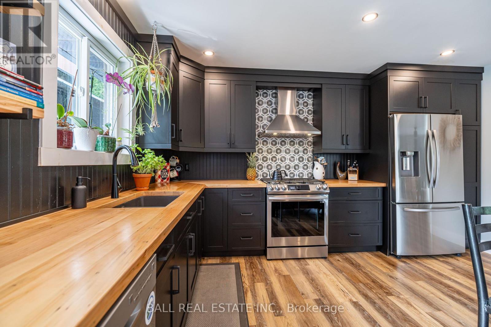 39 Bishop Street, Selwyn, Ontario  K0L 2H0 - Photo 13 - X12324189