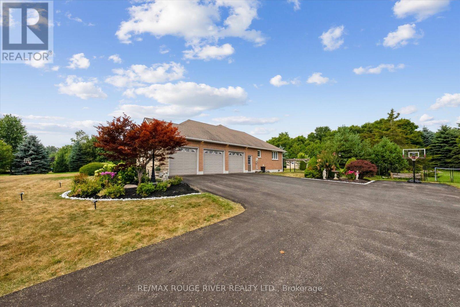 4588 Paynes Crescent, Clarington, Ontario  L0A 1J0 - Photo 41 - E12324393
