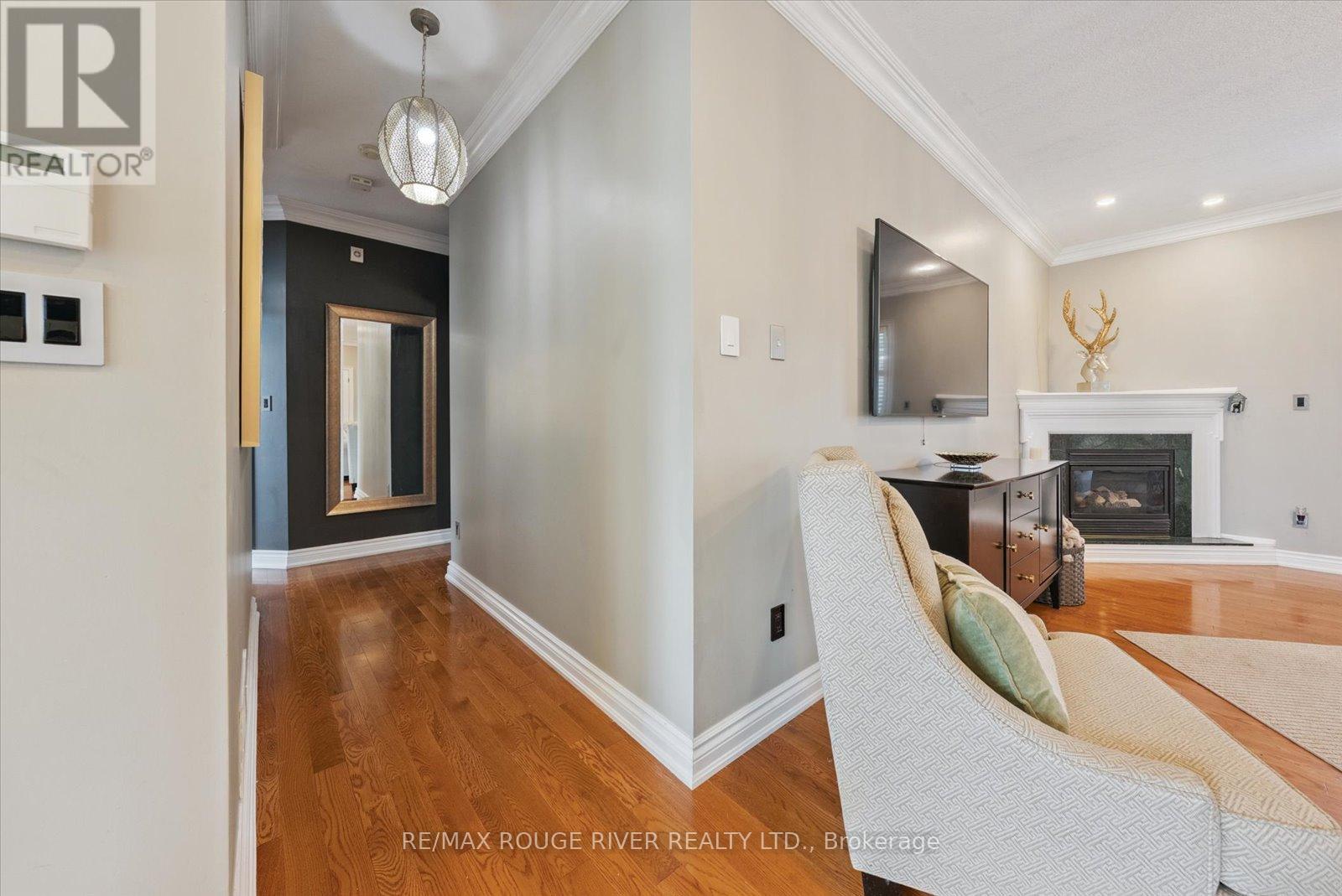 4588 Paynes Crescent, Clarington, Ontario  L0A 1J0 - Photo 9 - E12324393