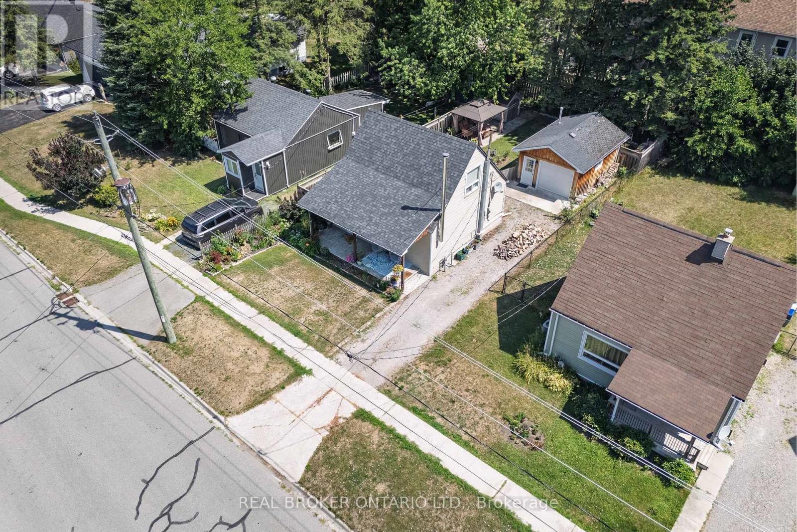 127 Elmore Street, Trent Hills (Campbellford), Ontario  K0L 1L0 - Photo 22 - X12324148