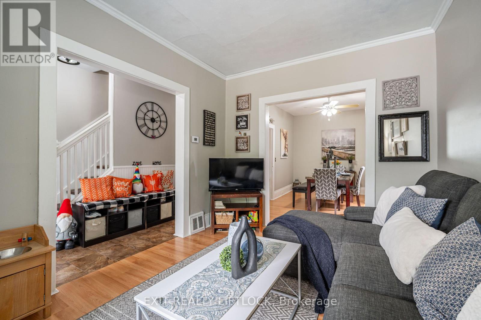 468 Cambridge Street, Peterborough Central (North), Ontario  K9H 4T3 - Photo 6 - X12324506