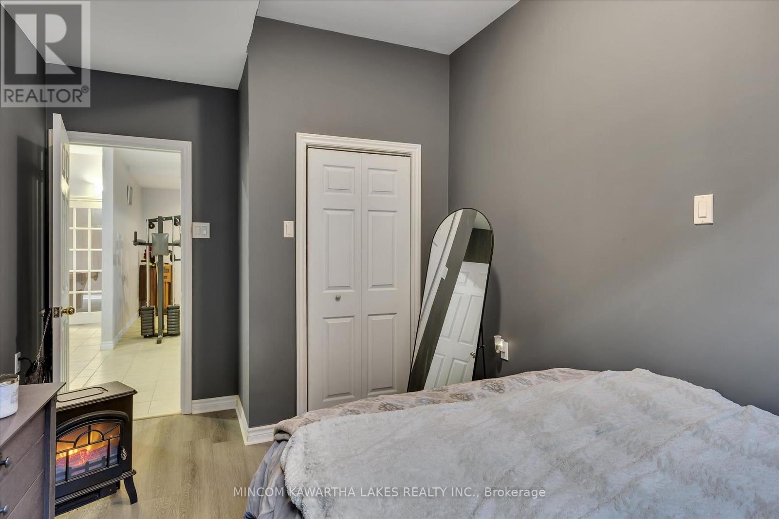 2301 Sumac Street, Peterborough West (Central), Ontario  K9K 2J9 - Photo 39 - X12324598