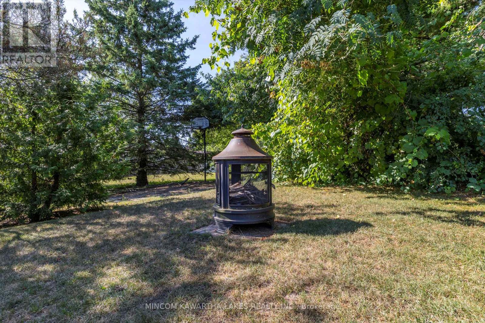 2301 Sumac Street, Peterborough West (Central), Ontario  K9K 2J9 - Photo 48 - X12324598