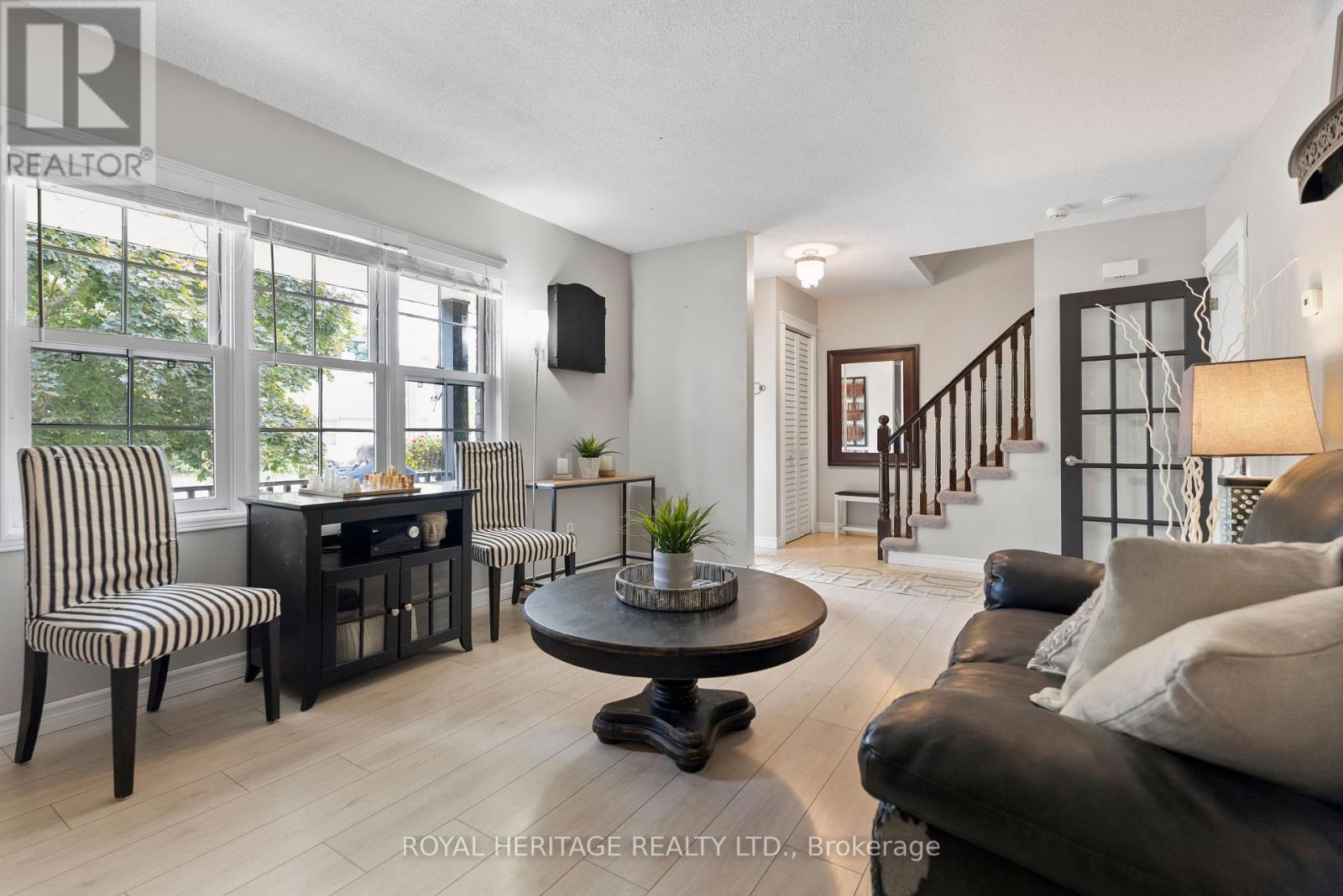 44 Regent Street, Kawartha Lakes (Lindsay), Ontario  K9V 3V2 - Photo 16 - X12324609