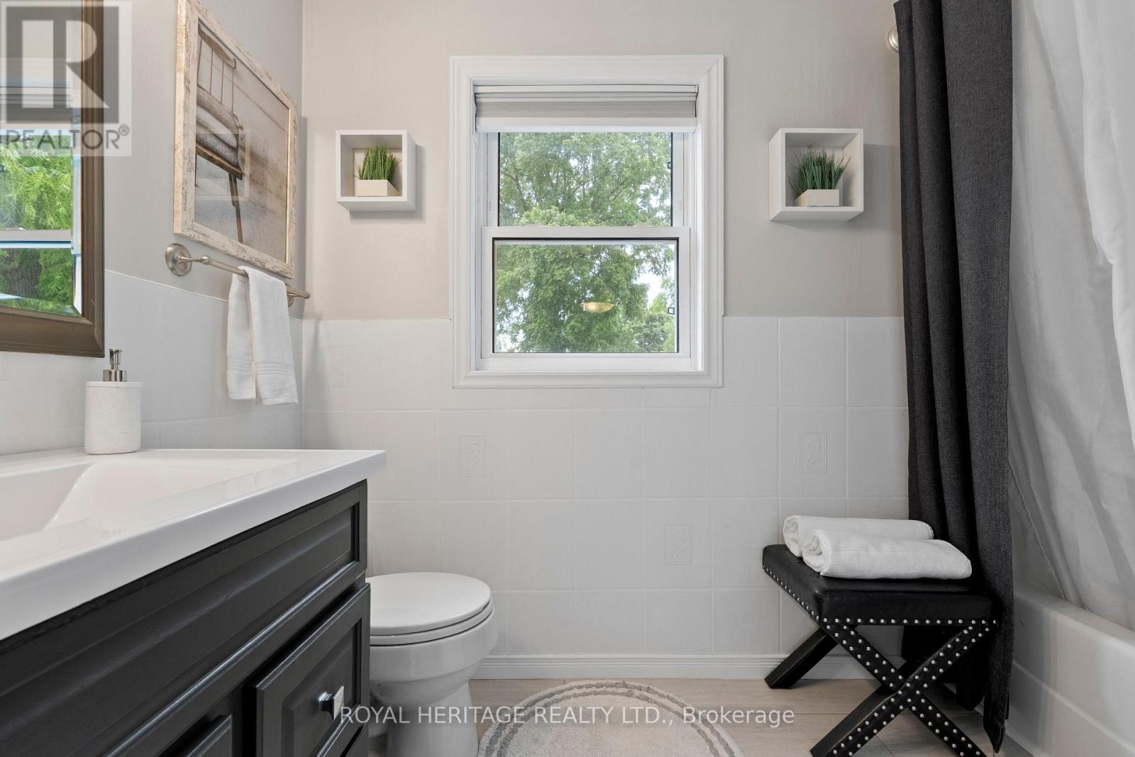 44 Regent Street, Kawartha Lakes (Lindsay), Ontario  K9V 3V2 - Photo 33 - X12324609