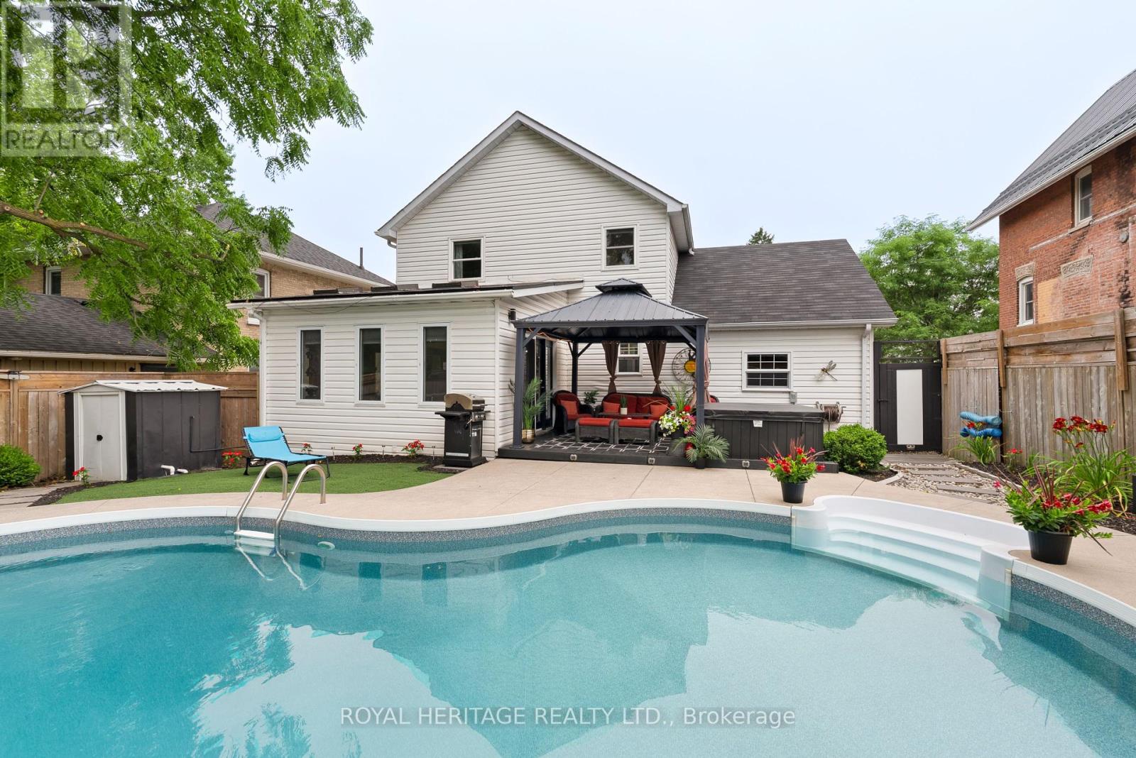 44 Regent Street, Kawartha Lakes (Lindsay), Ontario  K9V 3V2 - Photo 36 - X12324609