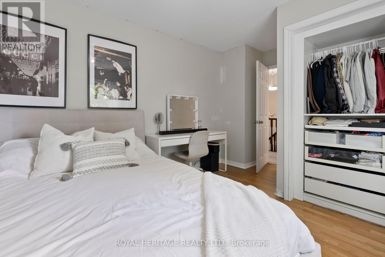 44 Regent Street, Kawartha Lakes (Lindsay), Ontario  K9V 3V2 - Photo 7 - X12324609