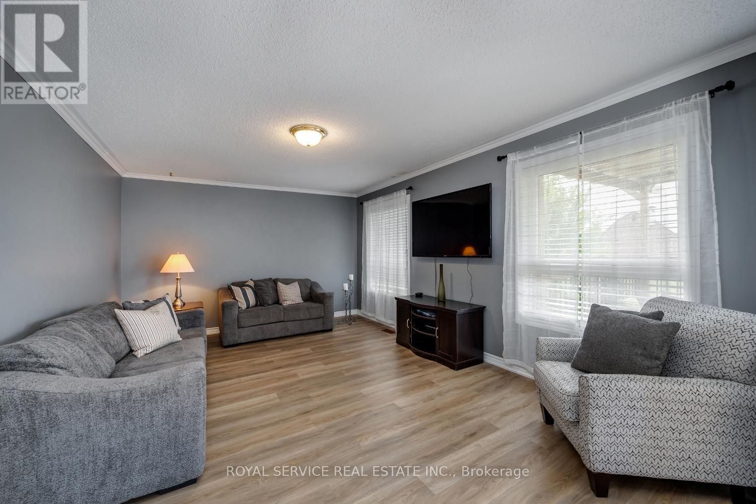 1723 Ravenwood Drive, Peterborough West (North), Ontario  K9K 2P6 - Photo 20 - X12325078
