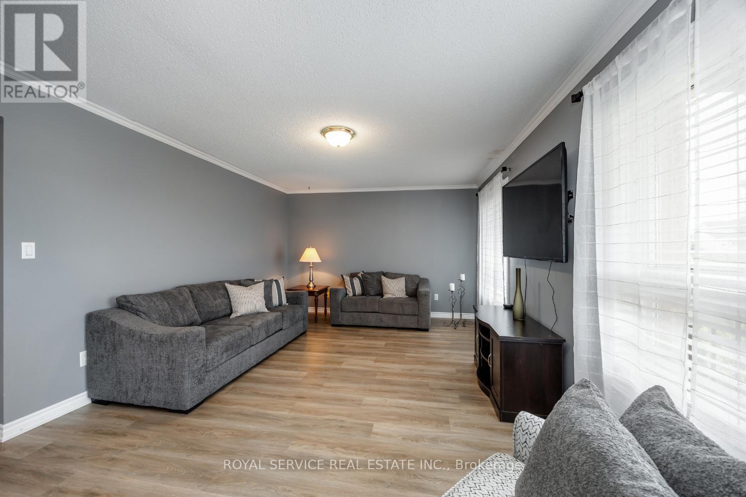 1723 Ravenwood Drive, Peterborough West (North), Ontario  K9K 2P6 - Photo 21 - X12325078