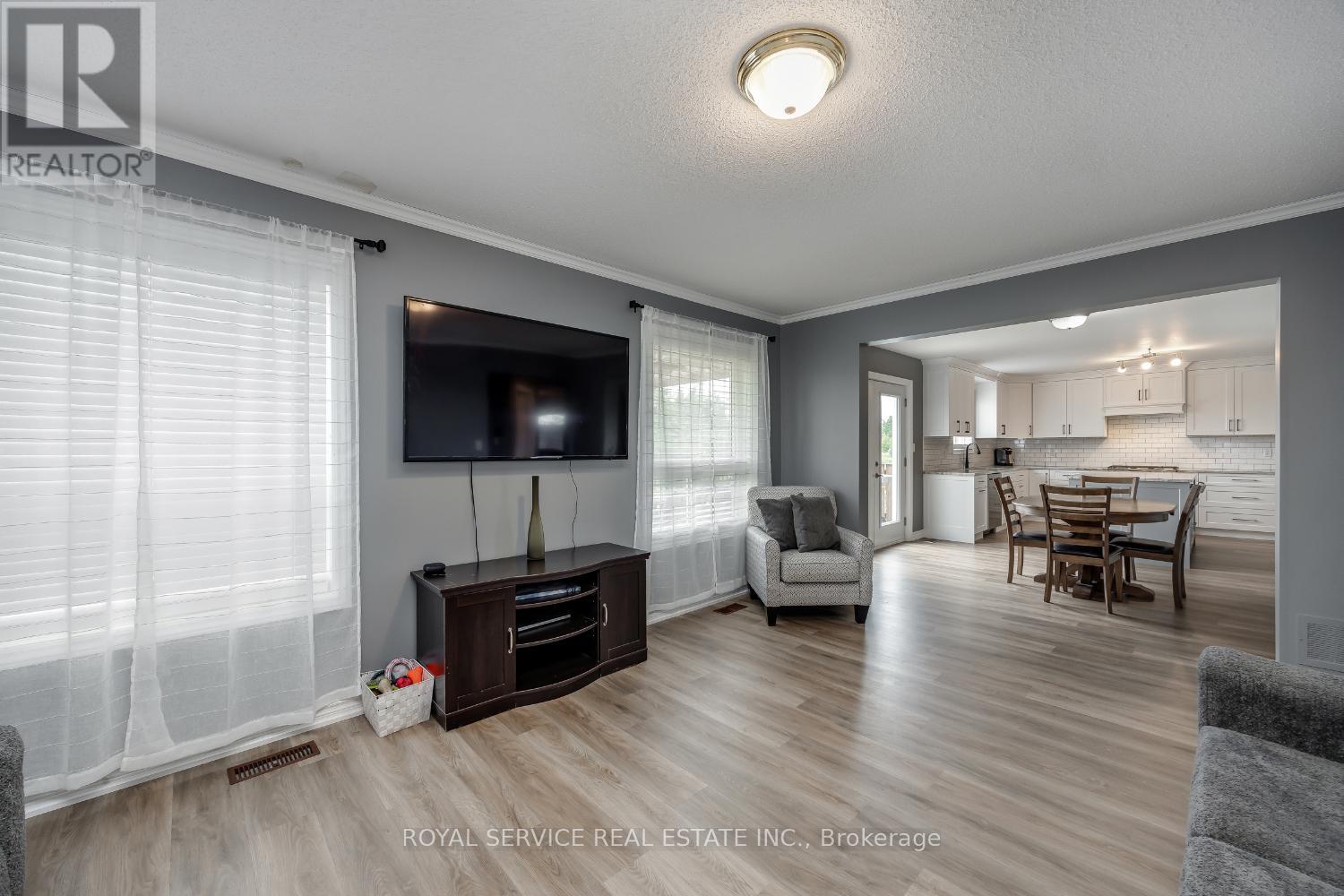 1723 Ravenwood Drive, Peterborough West (North), Ontario  K9K 2P6 - Photo 23 - X12325078