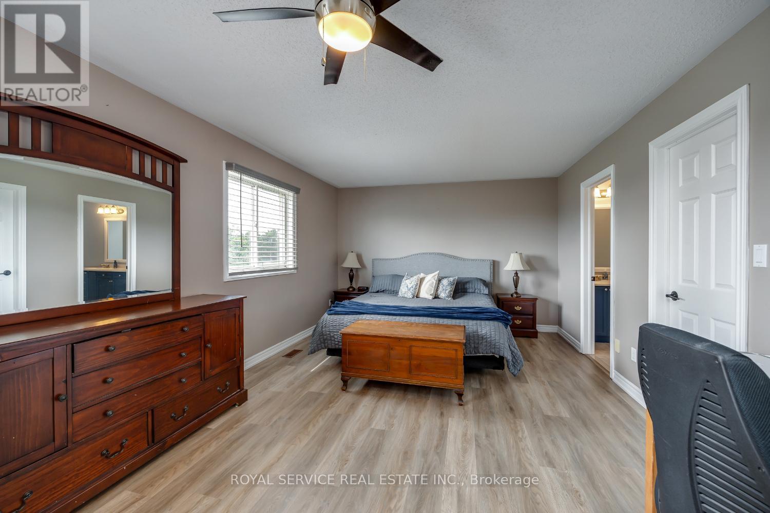 1723 Ravenwood Drive, Peterborough West (North), Ontario  K9K 2P6 - Photo 30 - X12325078