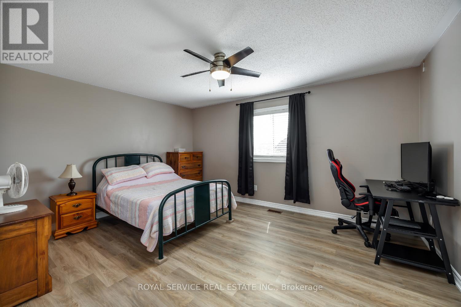 1723 Ravenwood Drive, Peterborough West (North), Ontario  K9K 2P6 - Photo 37 - X12325078