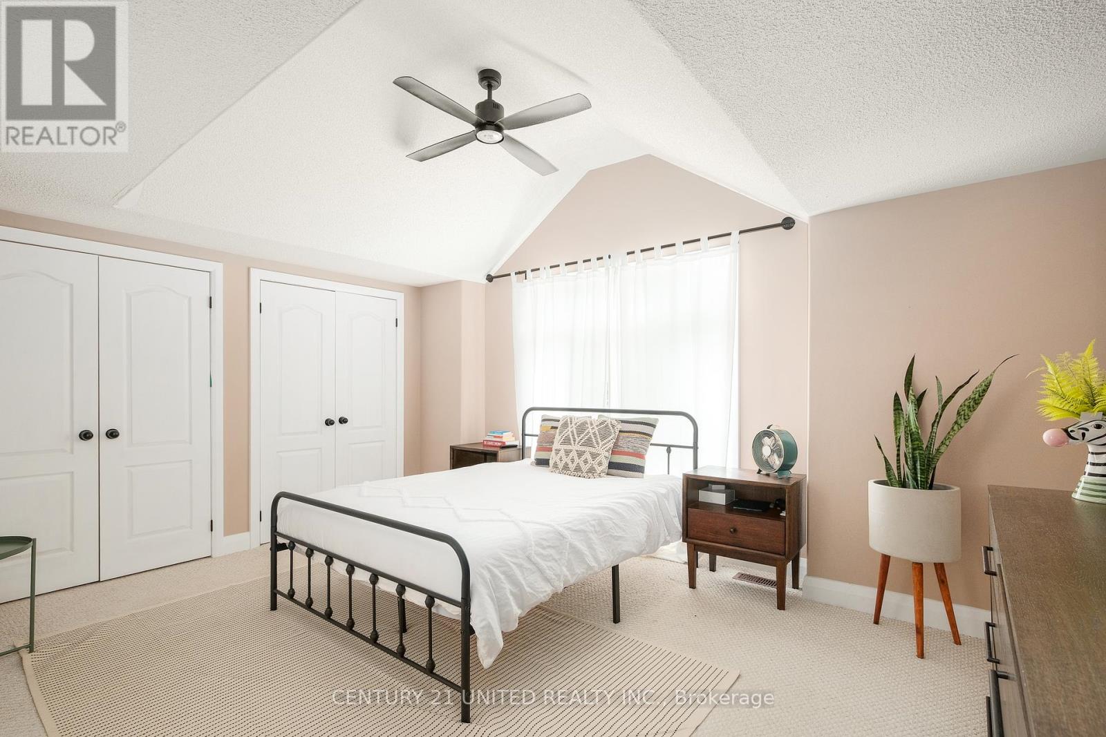 1855 Giles Avenue, Peterborough West (North), Ontario  K9K 2P4 - Photo 22 - X12325599