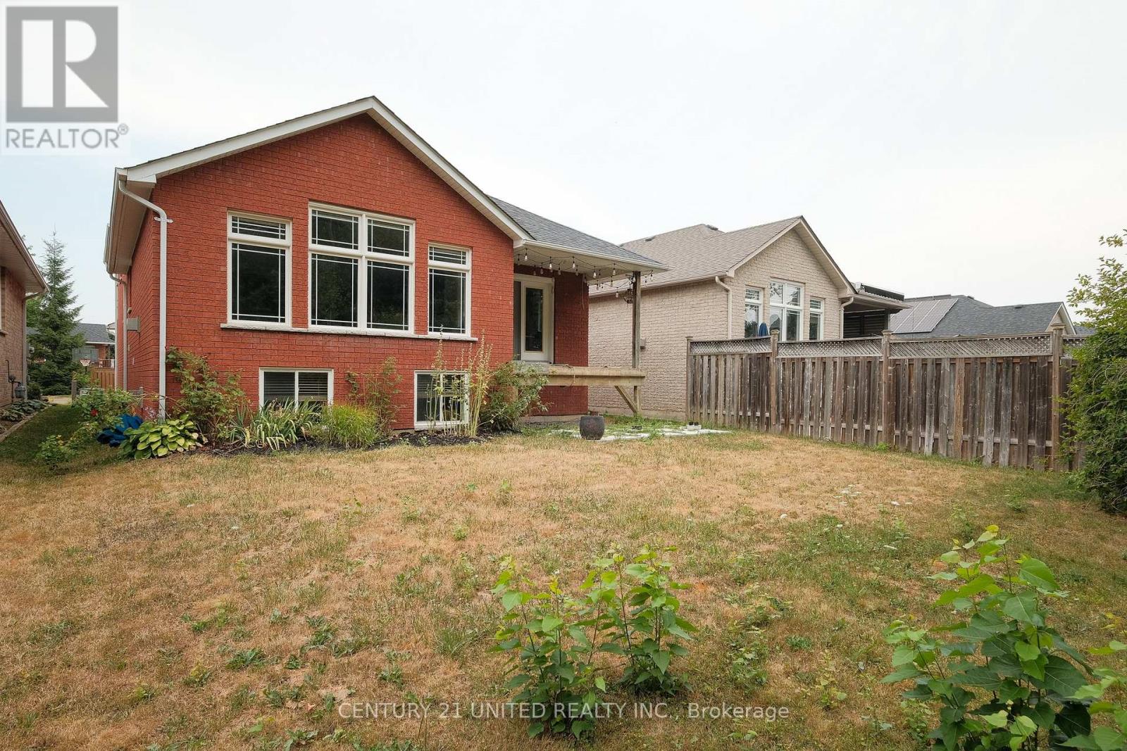 1855 Giles Avenue, Peterborough West (North), Ontario  K9K 2P4 - Photo 34 - X12325599