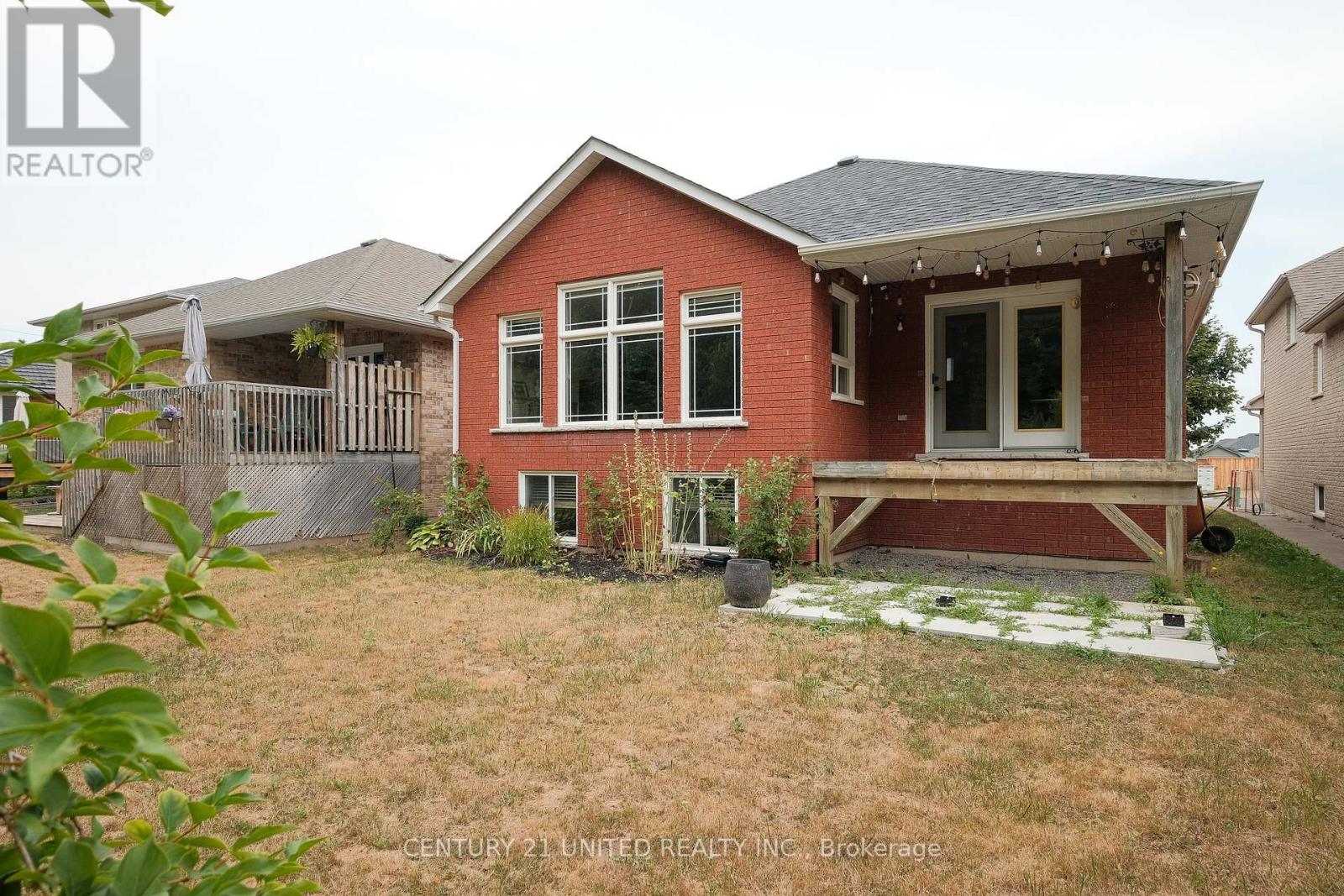 1855 Giles Avenue, Peterborough West (North), Ontario  K9K 2P4 - Photo 35 - X12325599