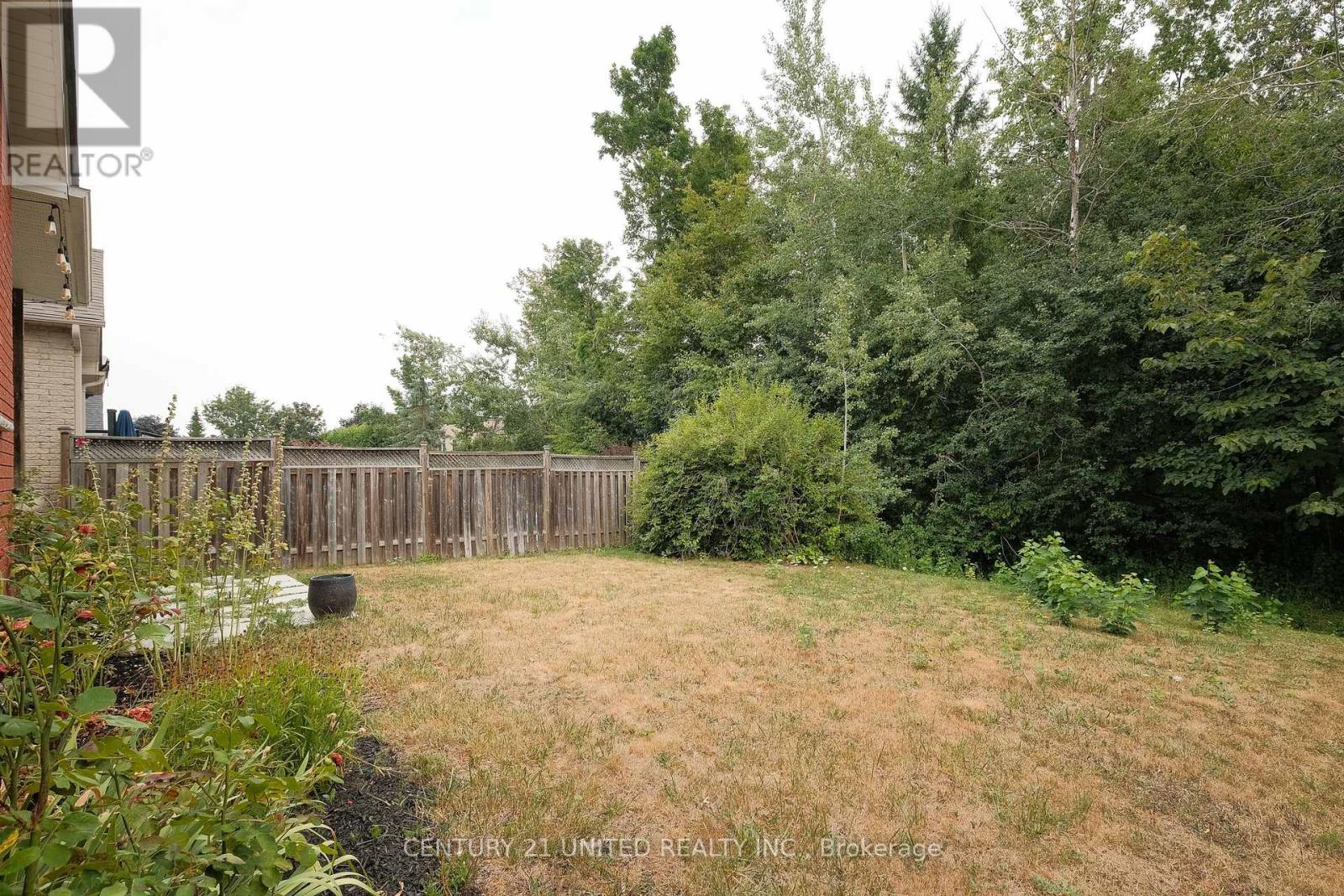 1855 Giles Avenue, Peterborough West (North), Ontario  K9K 2P4 - Photo 36 - X12325599
