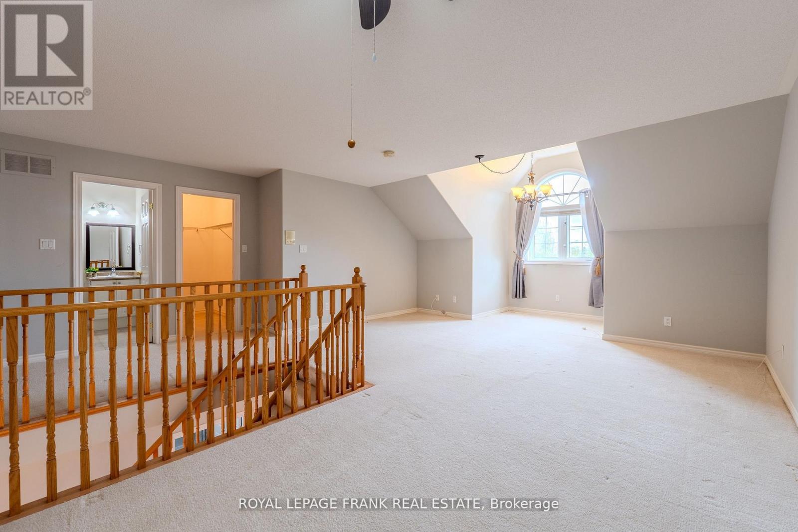 16 - 9 Eglington Street, Kawartha Lakes (Lindsay), Ontario  K9V 6K6 - Photo 17 - X12325799