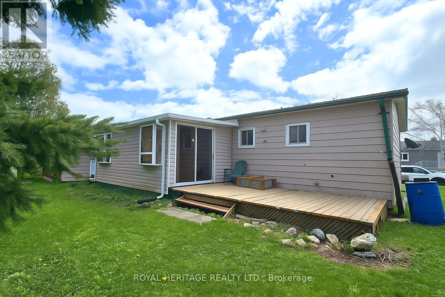 19 Park Street, Kawartha Lakes (Fenelon), Ontario  K9V 4R1 - Photo 29 - X12326165