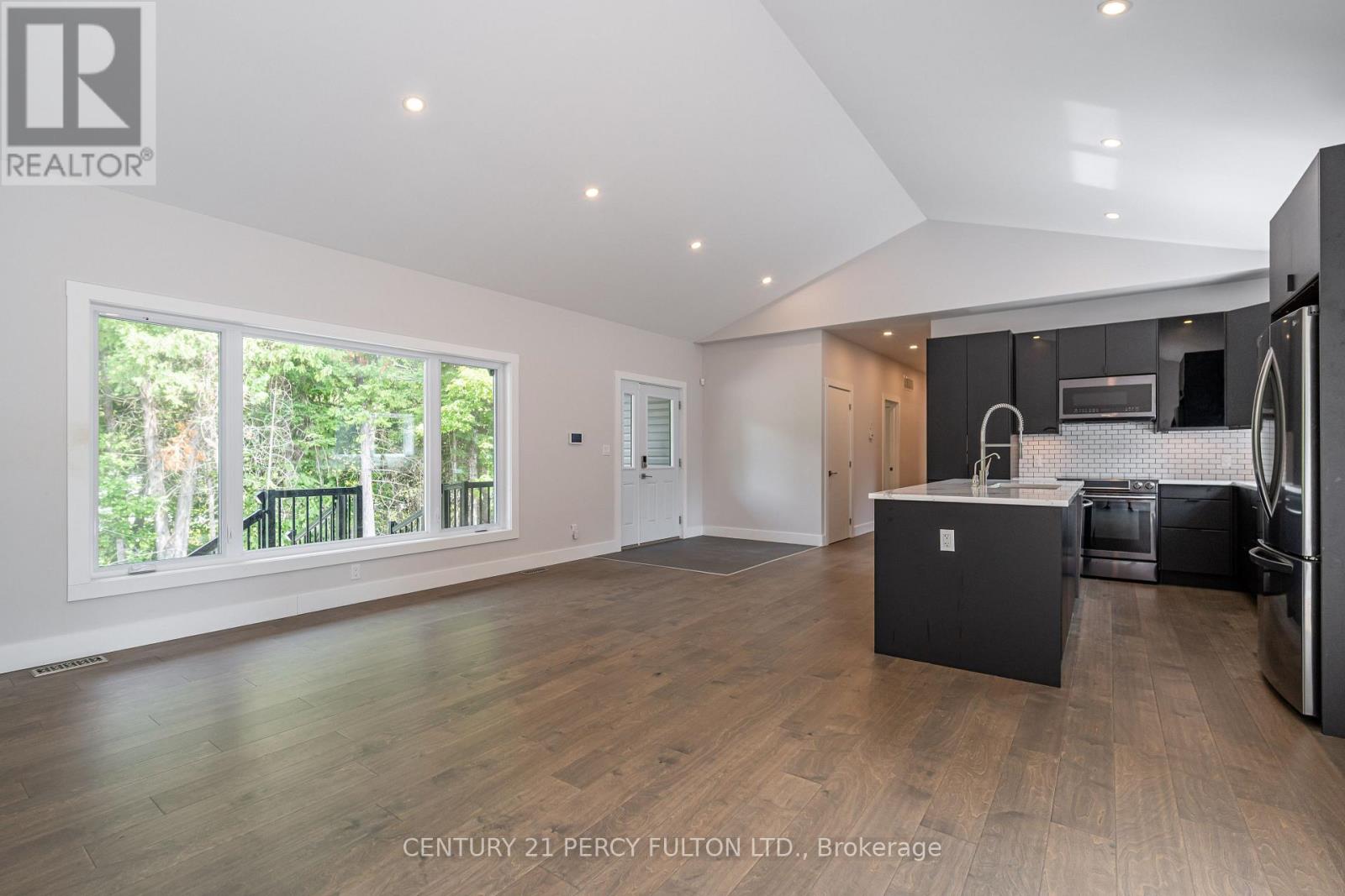 2196 Mccrackens Ldg Road, Douro-Dummer, Ontario  K0L 2H0 - Photo 10 - X12326163