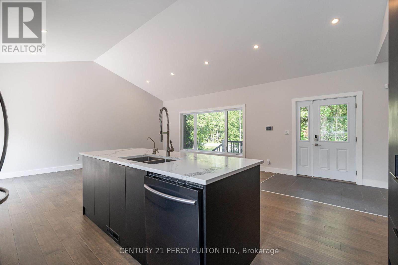2196 Mccrackens Ldg Road, Douro-Dummer, Ontario  K0L 2H0 - Photo 15 - X12326163