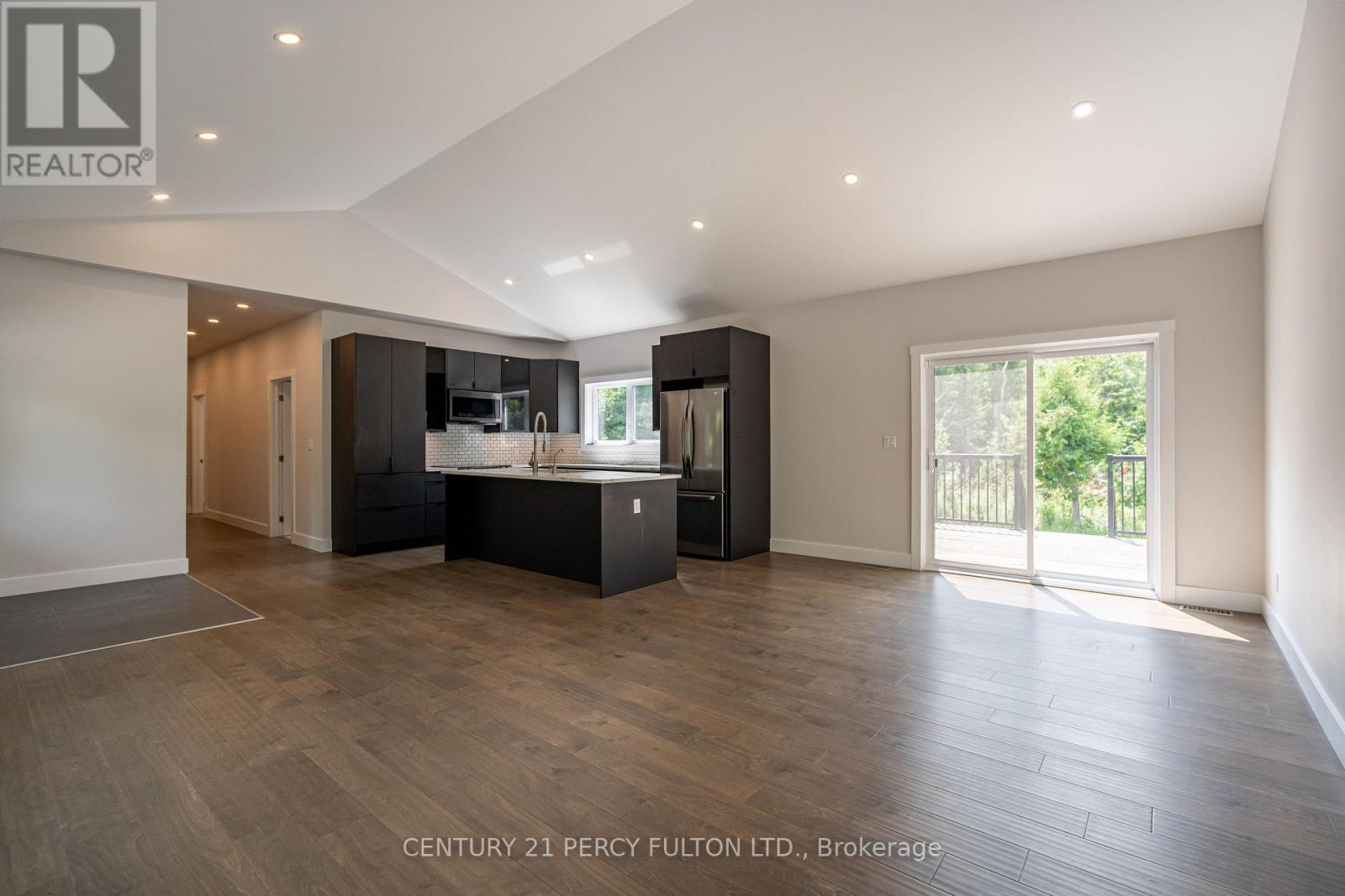 2196 Mccrackens Ldg Road, Douro-Dummer, Ontario  K0L 2H0 - Photo 18 - X12326163