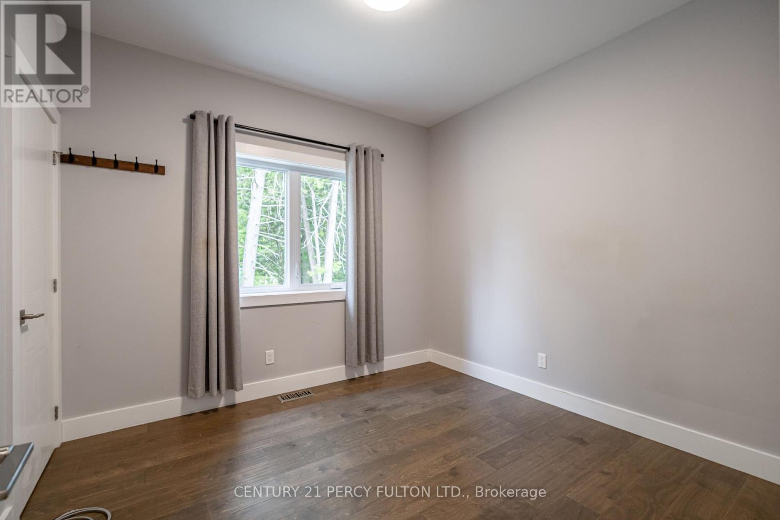 2196 Mccrackens Ldg Road, Douro-Dummer, Ontario  K0L 2H0 - Photo 23 - X12326163