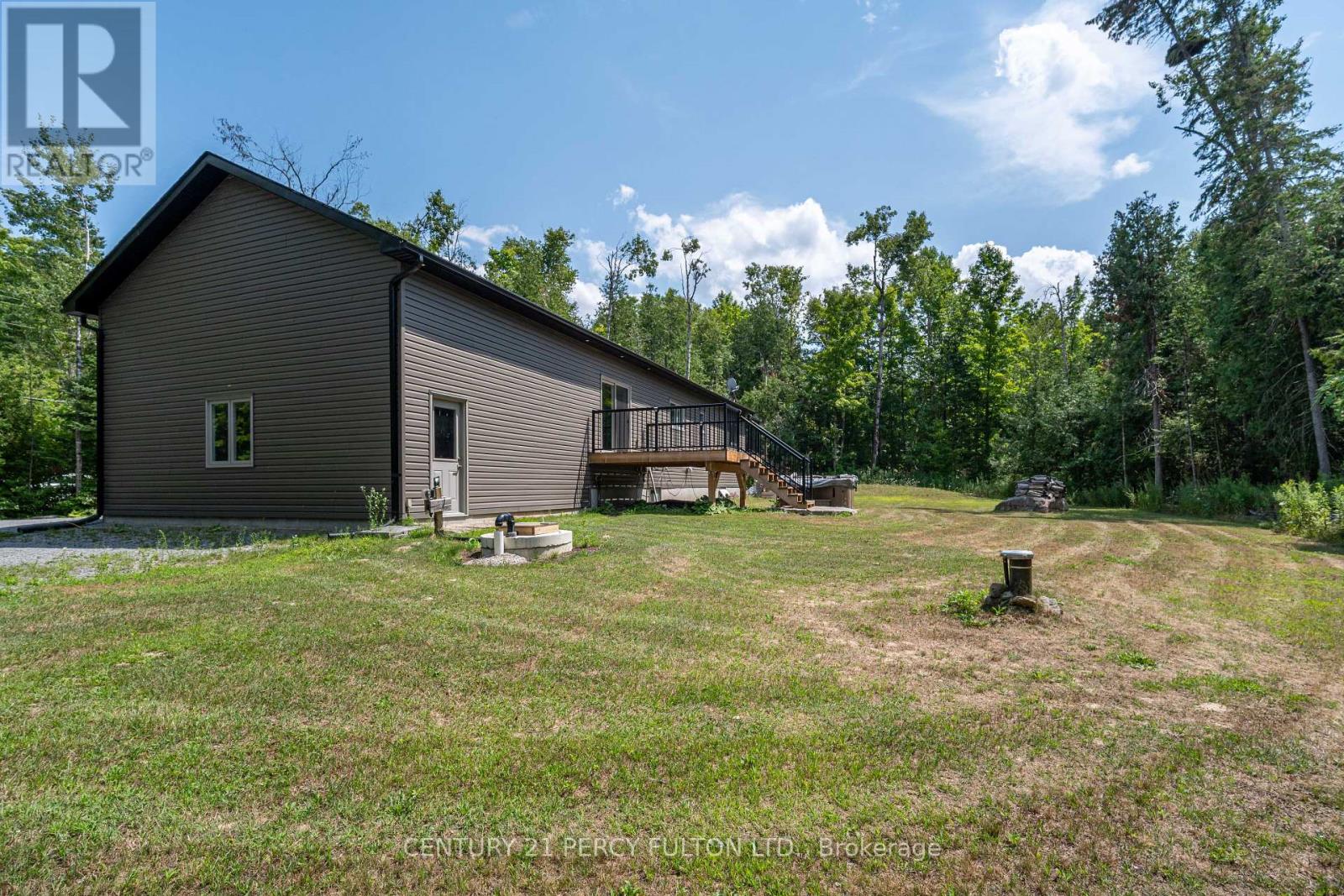 2196 Mccrackens Ldg Road, Douro-Dummer, Ontario  K0L 2H0 - Photo 38 - X12326163