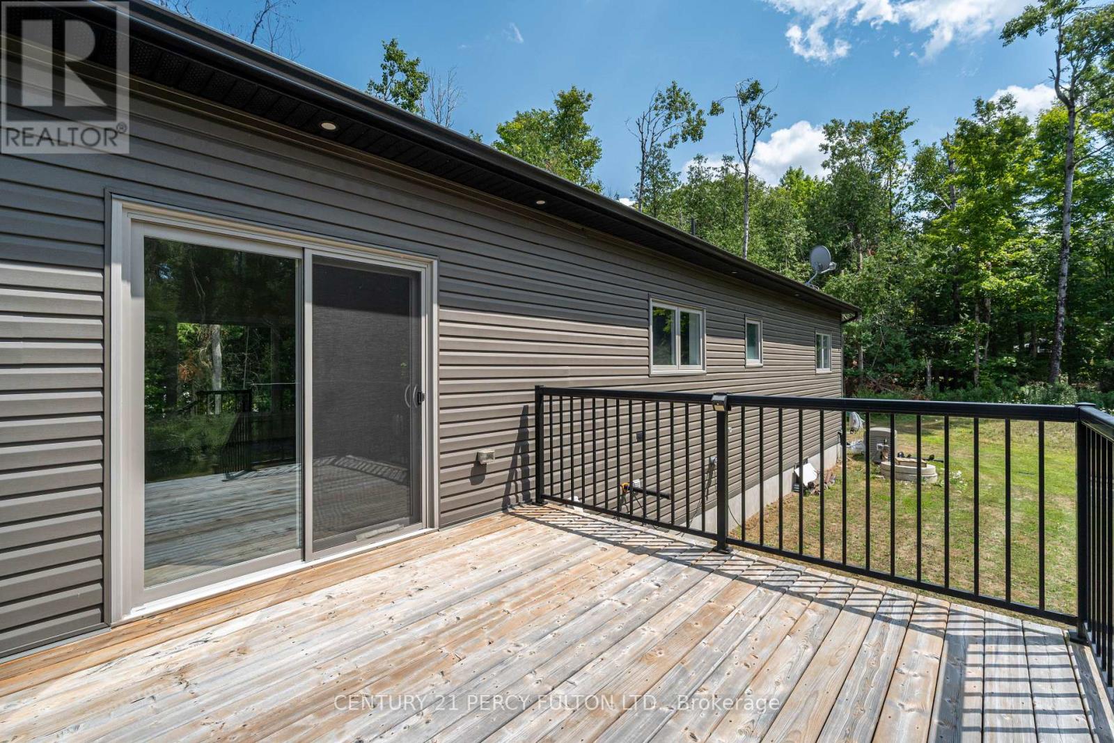 2196 Mccrackens Ldg Road, Douro-Dummer, Ontario  K0L 2H0 - Photo 39 - X12326163