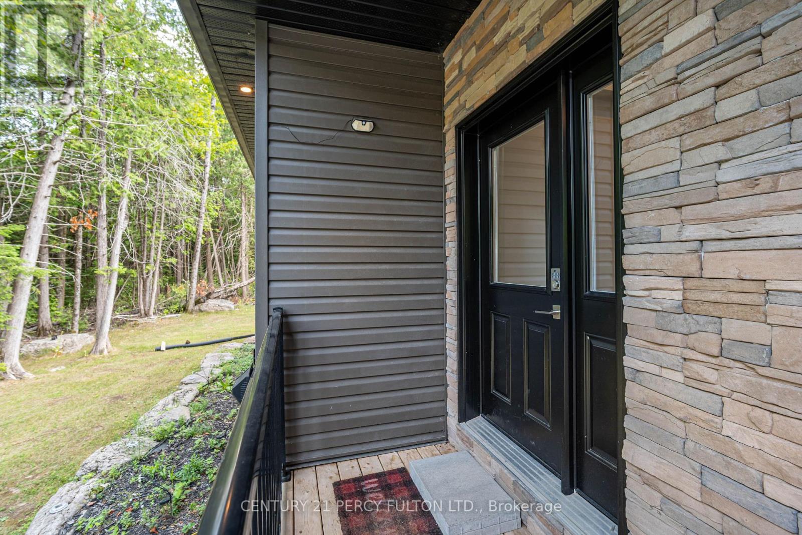 2196 Mccrackens Ldg Road, Douro-Dummer, Ontario  K0L 2H0 - Photo 7 - X12326163